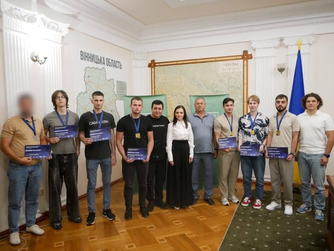 Відзначили переможців змагань з кібербезпеки