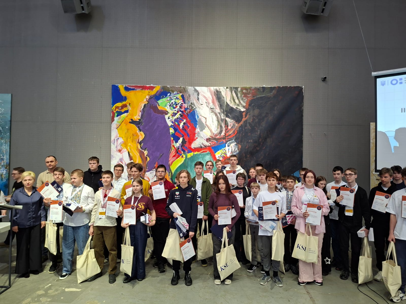 Вітаємо переможців ІІІ етапу Всеукраїнської учнівської олімпіади з математики