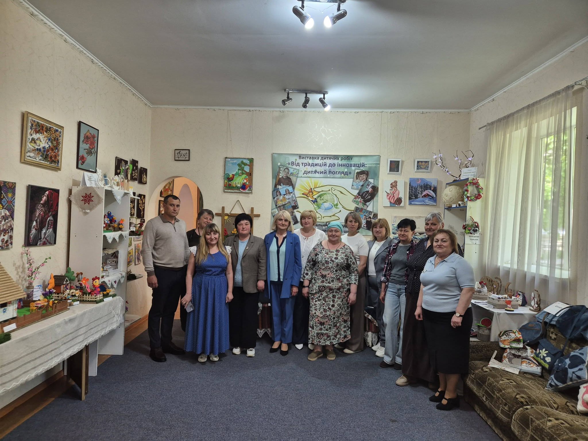 Дитячий погляд на традиції та сучасність: вихованці Серебрійської спеціальної школи презентували свої роботи